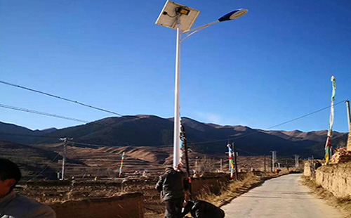 洛浦智慧路灯安装必备设计要素：打造高效智能的城市照明系统