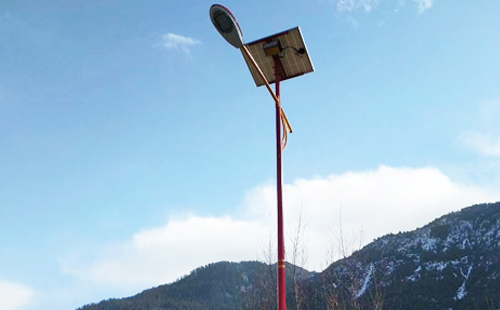 如何选择高质量的洛浦太阳能路灯材料：全方位指南