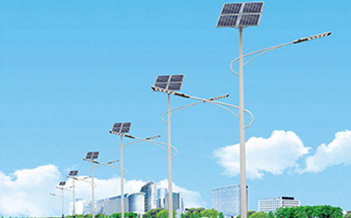 北方冬季洛浦太阳能路灯的保养要点