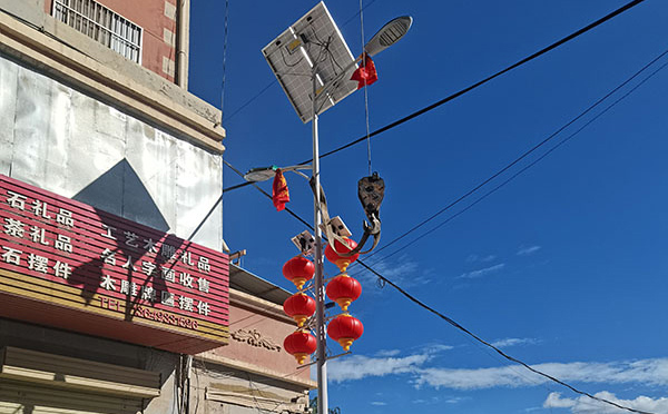 洛浦智慧路灯如何实现城市节能管理